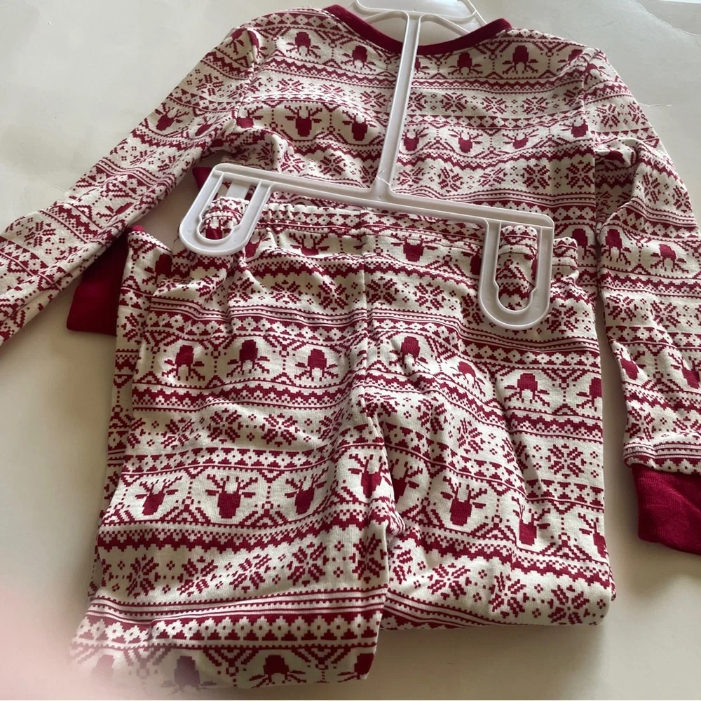 Jingles and Joy NWT Kids Festive Pajama Set - Red and White